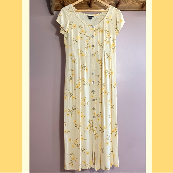 Limited Dresses & Skirts - VINTAGE YELLOW FLORAL SUMMER DRESS BUTTON UP SZ XS